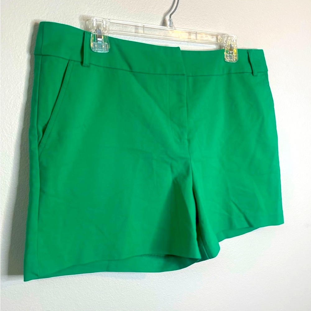 Gibson & Latimer kelly green shorts 16W